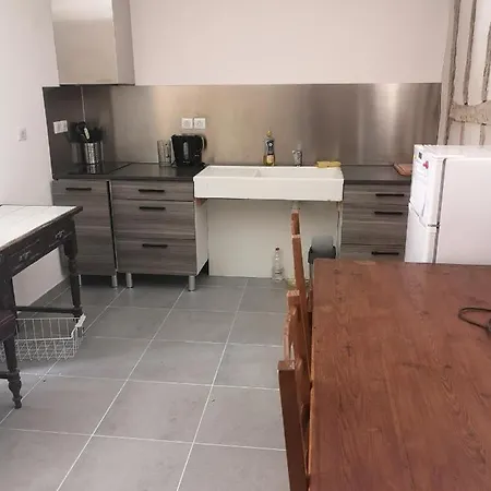 住宿加早餐酒店 La Petite Ecole Chez Etche 4*