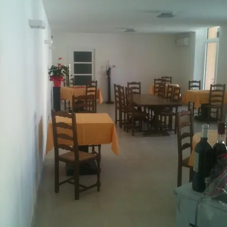 La Petite Ecole Bed & Breakfast