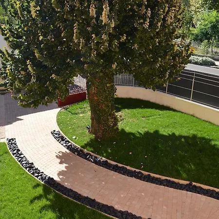 La Petite Ecole Chez Etche