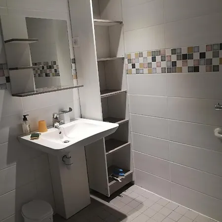 La Petite Ecole Chez Etche לינה וארוחת בוקר 4*