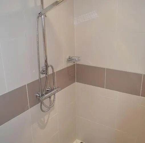 La Petite Ecole Chez Etche 4*